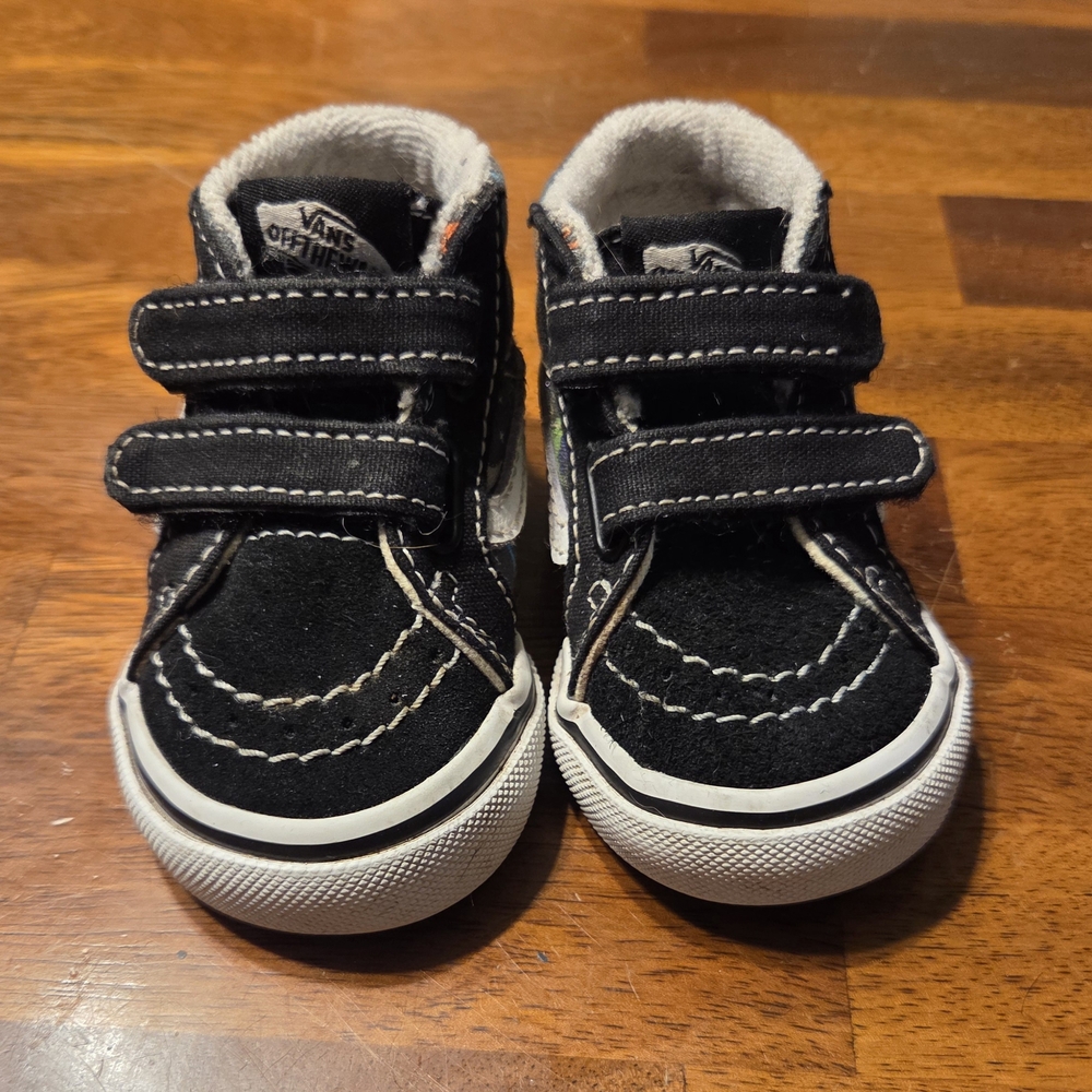 Vans Black and White Baby Walker Shoes with Velcro Straps